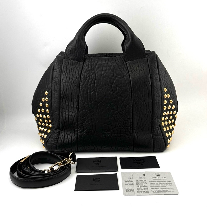 MCM with strap ดีไซน์เกร๋ๆ สภาพดีมาก ราคาขายเพียงแค่ 8,999 เท่านั้น🔥🔆