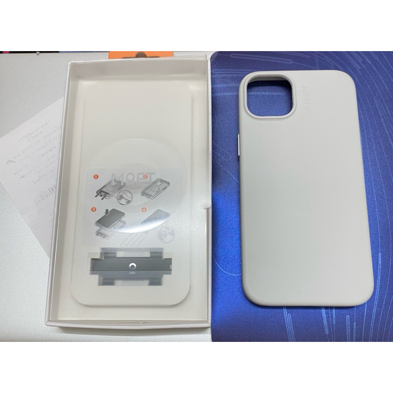 Case iPhone 15plus ยี่ห้อ Moft ของแท้ - used like new