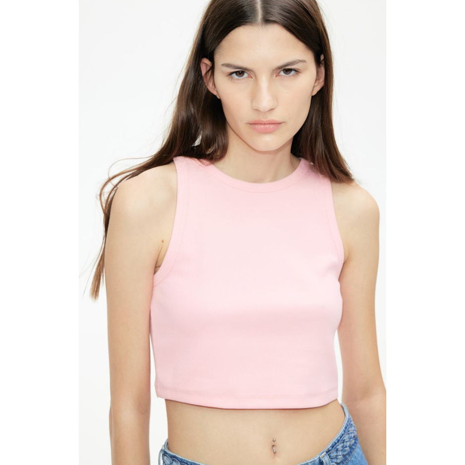 H&M(เอชแอนด์เอ็ม) เสื้อกล้ามคอเว้าแบบครอปริบส์ ผู้หญิง 1266400_1