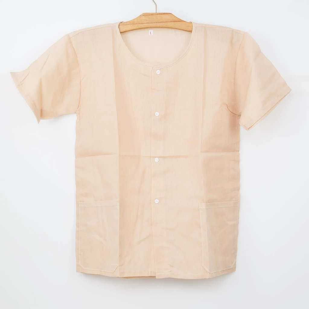 เสื้อคอกลมสำหรับผู้สูงวัยทั้งชายและหญิง เหมาะสำหรับใส่ทำบุญ หรือซื้อไปอุทิศส่วนกุศลให้บรรพชนผู้ล่วง