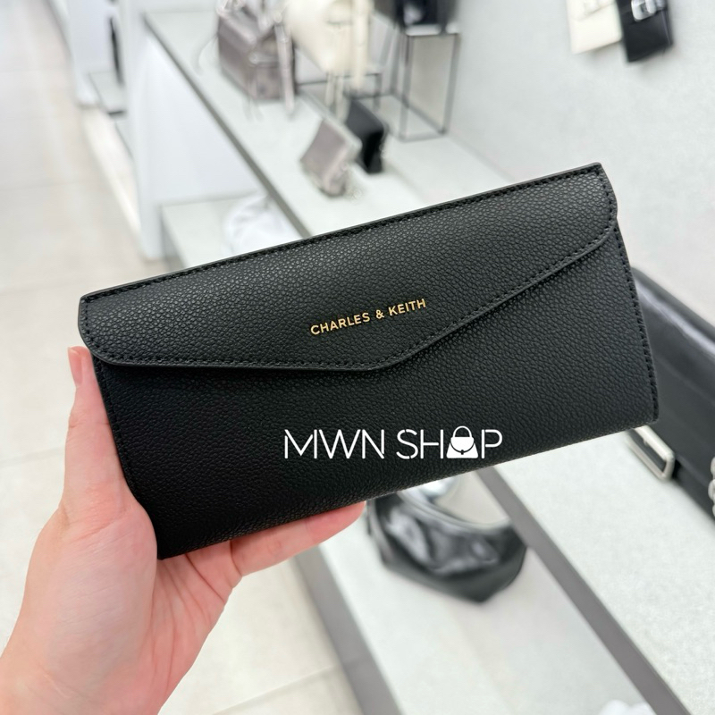 Charles&keith มีโค้ดลด30% Envelope Long Wallet กระเป๋าสตางค์ใบยาว ของแท้จากชอป