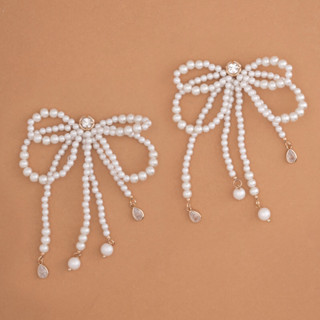 NAKAMOL - FRESH WATER WHITE PEARL BOW EARRINGS ต่างหูมุกทรงโ…