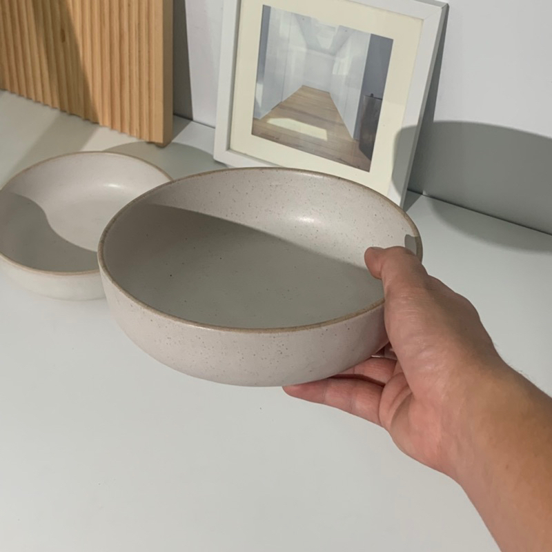 Goodsceramics   Dinnerware ชามกลม 7 นิ้ว เเนวลอฟท์ ผิวสัมผัสเคลือบมัน เล่นลวดลายจุดกระจายทั่วชาม ไลนนิ่งขอบชามเนื้อทราย ราคา ถูกที่สุด ดีลบีเคเค แกลเลอรีภาพที่ 7