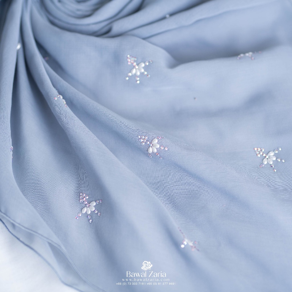 ZARIA Crystal Bawal ผ้าคลุมบาวาประดับคริสตัล
