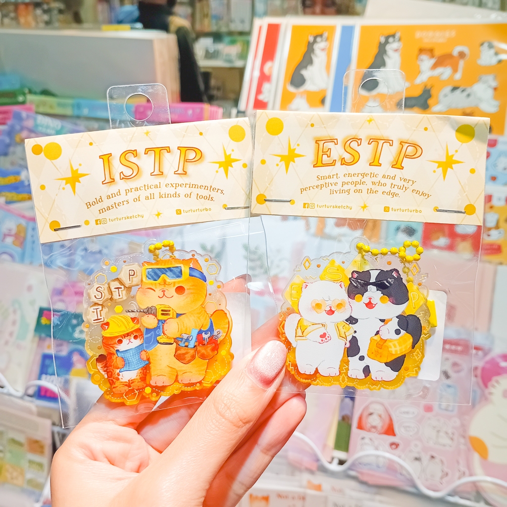 ✨มีลายใหม่✨Acrylic Keyring พวงกุญแจ น้องแมว MBTI ไม่ว่าจะไทป์ไหน ก็มีน้องแมวน่ารักอยู่ด้วย พวงกุญแจสวย ๆ [Turtursketchy]
