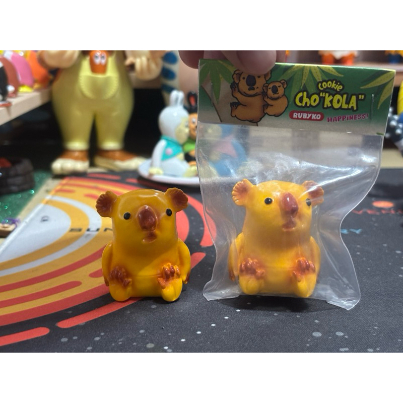 baby kola (color of koala march)