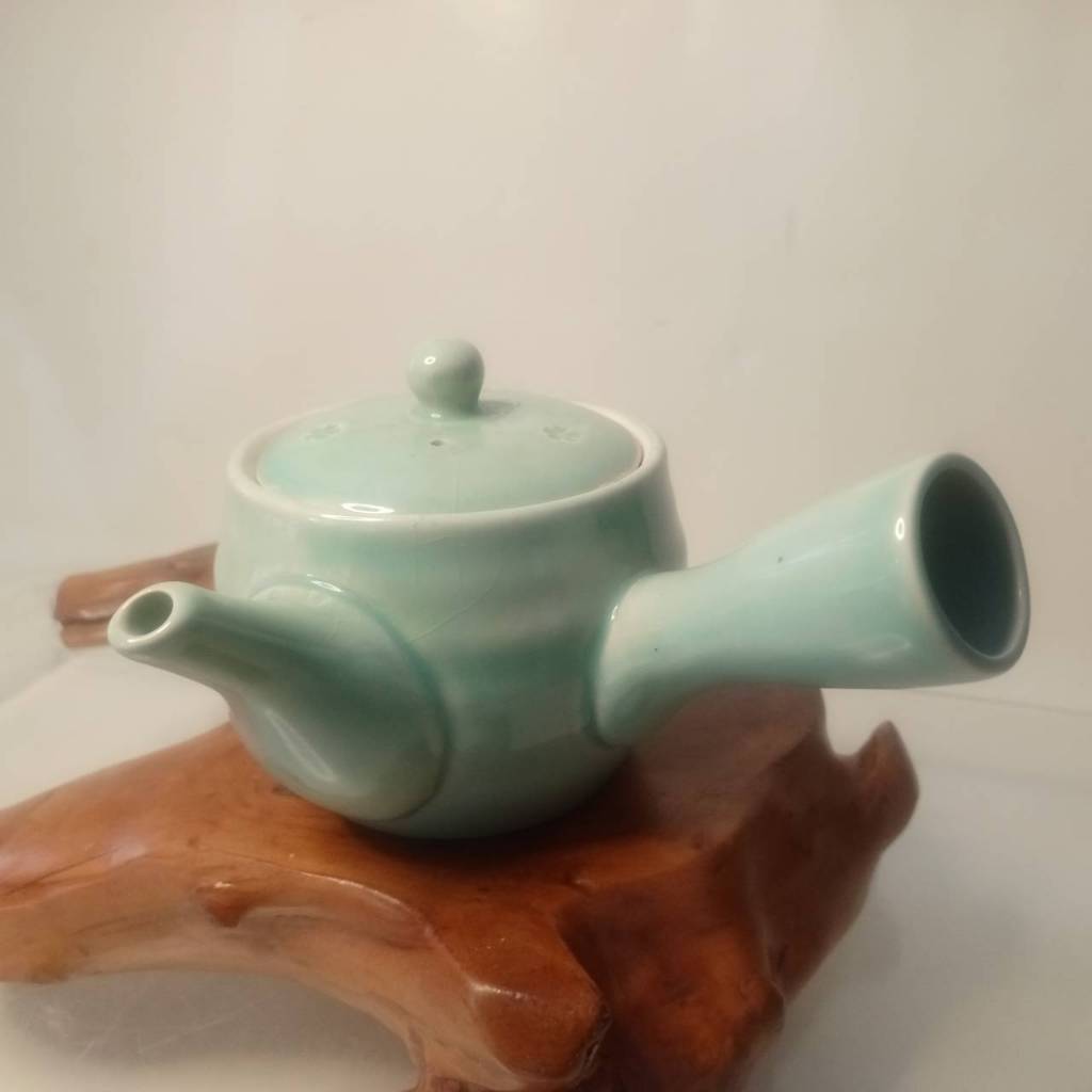 Kyushu Teapot Japanese teapot เขียว ศิลาดล กรองเลสรอบ จุ 300 Ml.