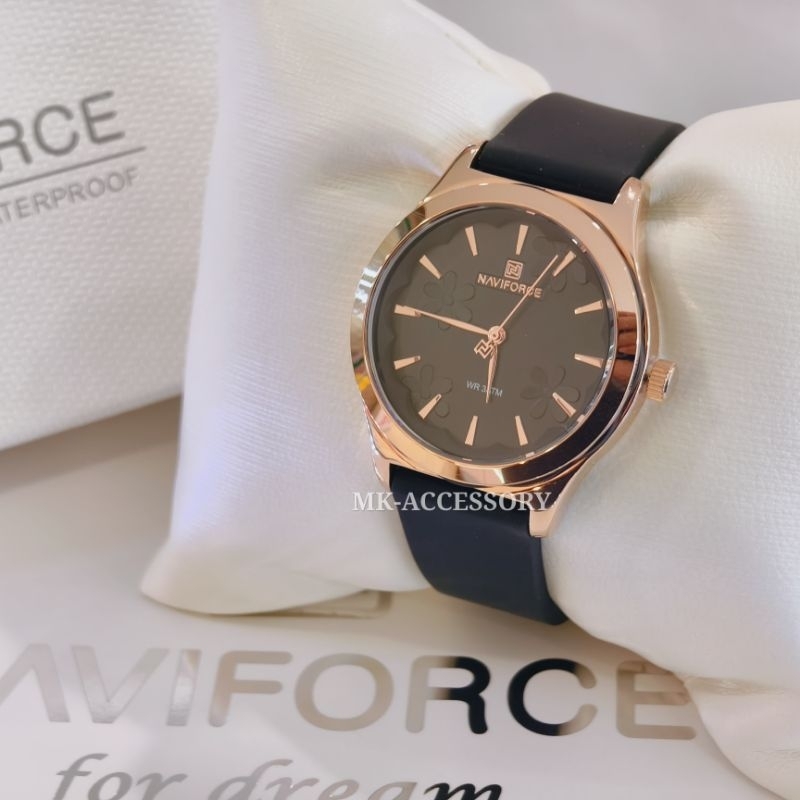 Naviforce watch ⌚ (นาฬิกาผู้หญิงประกันศูนย์ไทย1ปี)