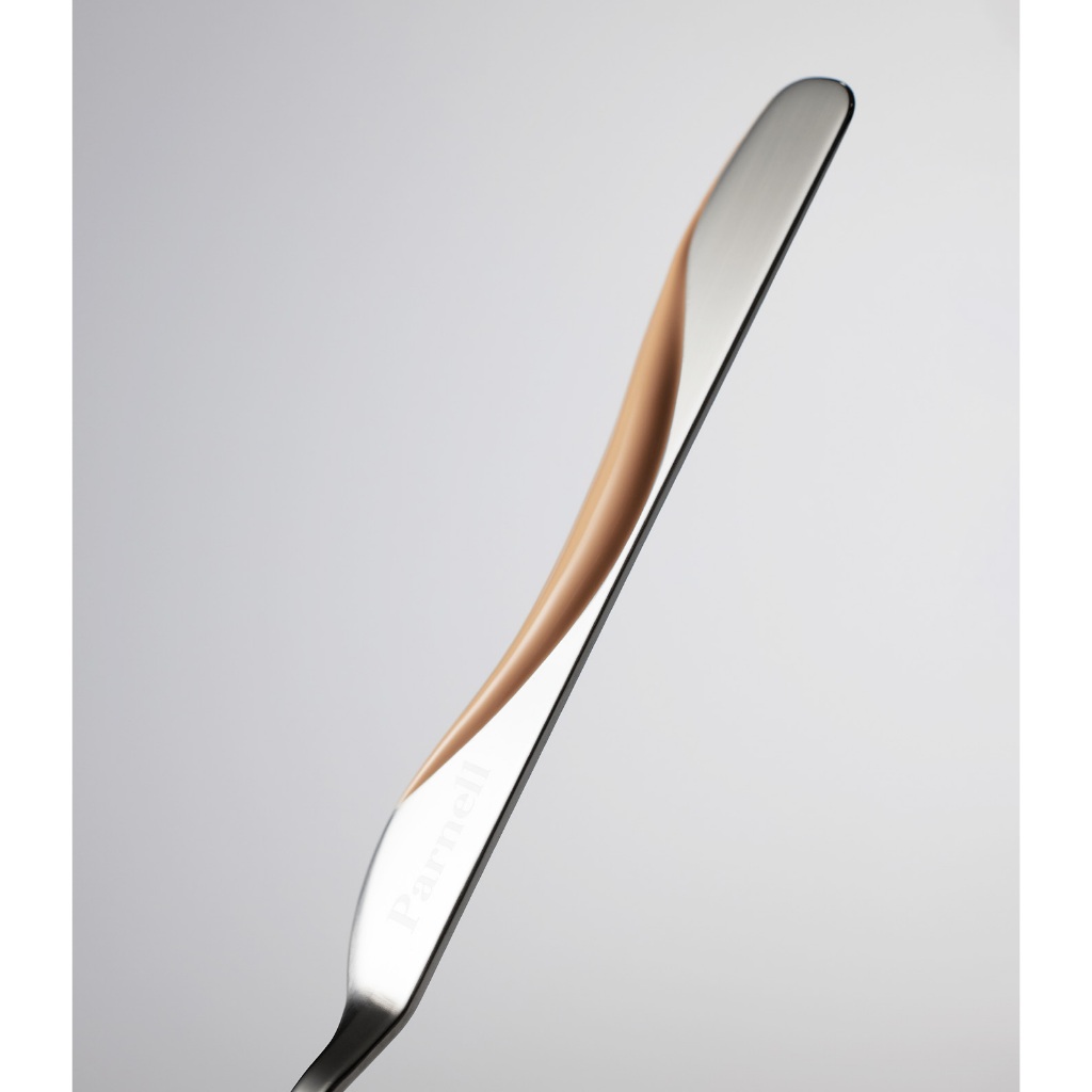 Parnell Makeup Spatula แปรงเกลี่ยรองพื้น