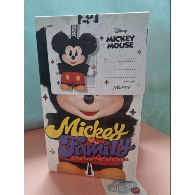 ส่งต่อ!!!! Mickey Family Cute Togather Keychain Series Figures : Mickey
