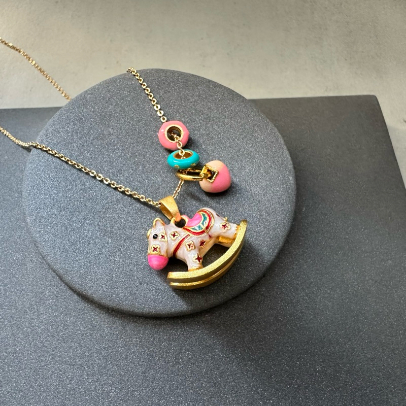 ต่างหูและสร้อยเซ็ตม้าโยกน่ารักดีไซน์เฉพาะของร้าน