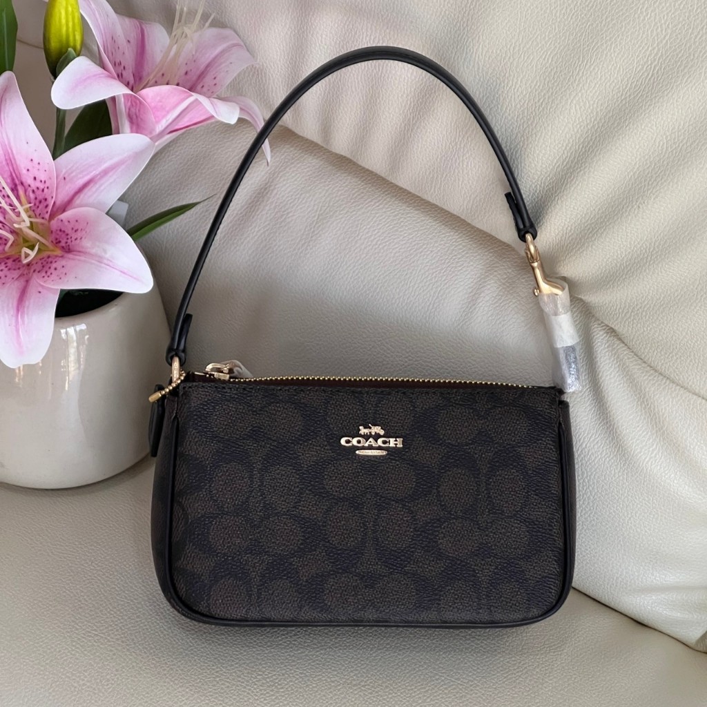 Coach Nolita 19 In Signature Canvas (CW426) แท้ 💯%