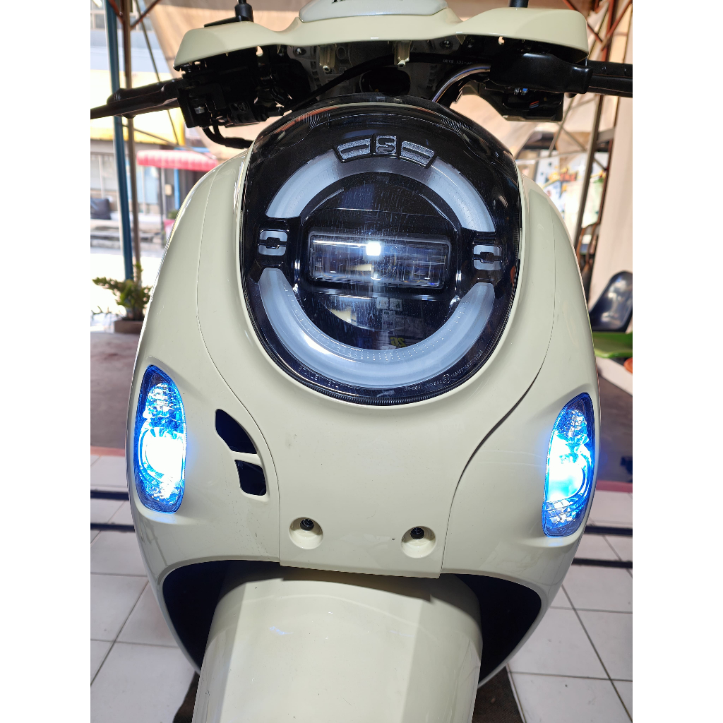 Scoopy2025 ปลั๊กต่อไฟหรี่เลี้ยวหน้าตรงรุ่น