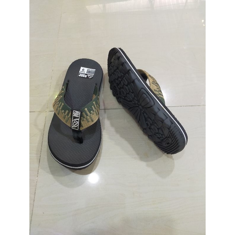รองเท้าแตะลำลองรีฟ(Reef)
