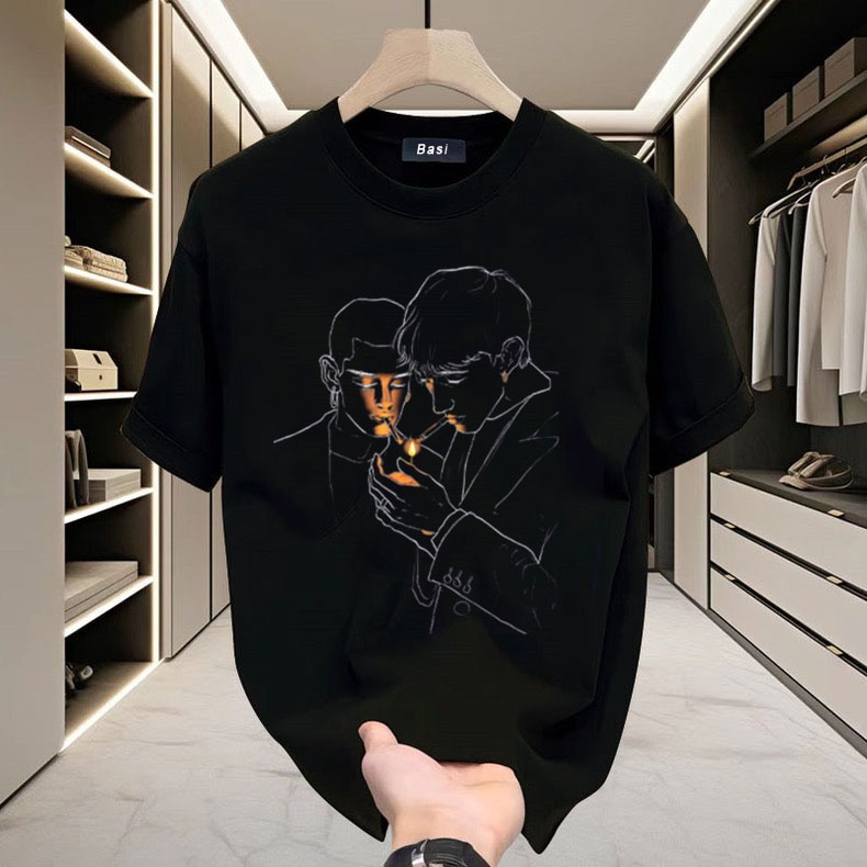 Basi💥 สื้อยืดผู้ชาย เสื้อยืด oversize เสื้อสตรีท เกรดพรีเมียม เสื้อคอตตอน 100% ใส่สบาย ลาย "Man lights a cigarette"