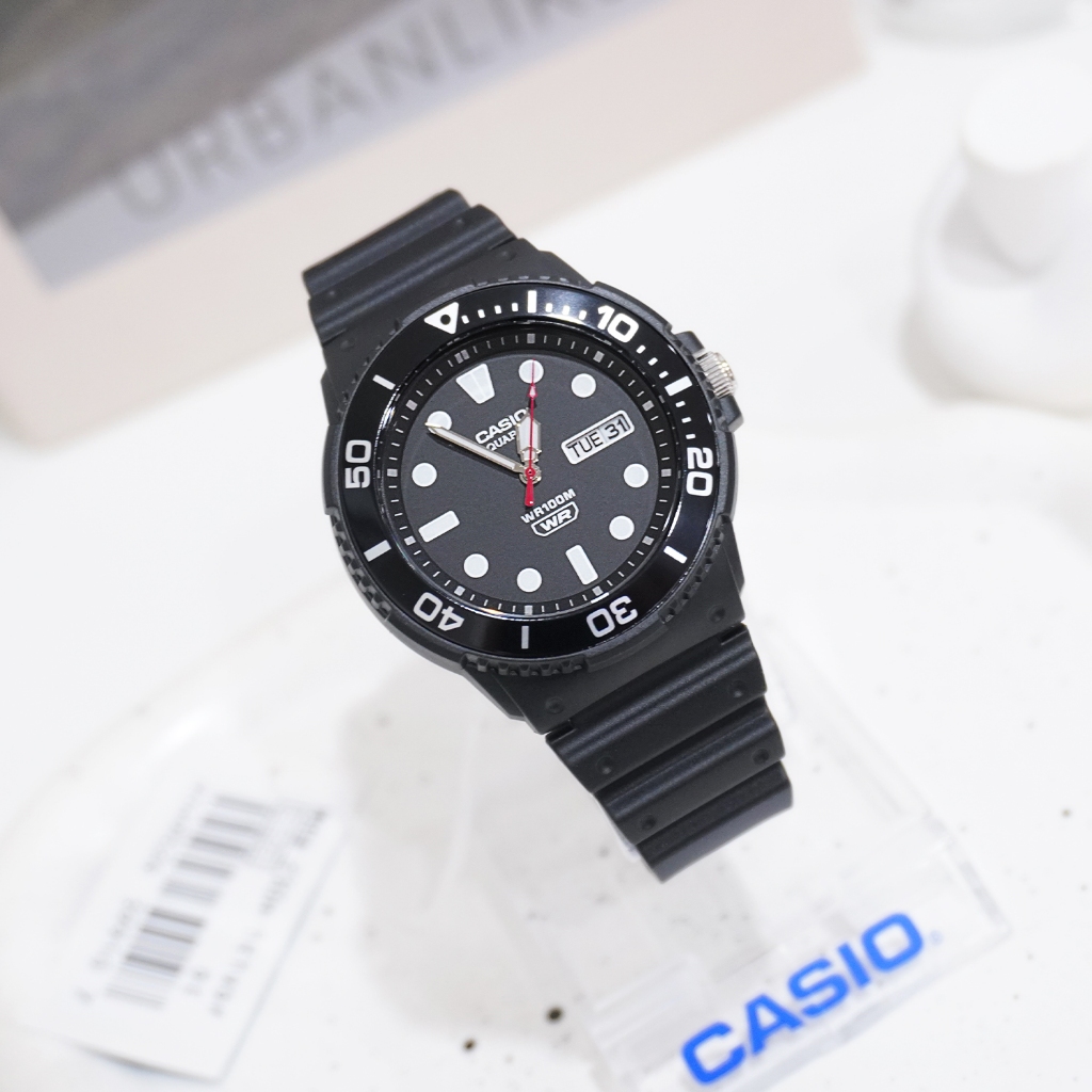 Casio นาฬิกาข้อมือผู้ชาย สายเรซิน รุ่น MRW-230,MRW-230H(MRW-230H-1E1,MRW-230H-1E2,MRW-230H-1E3)