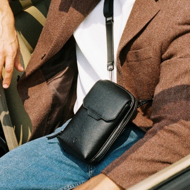 Hector Vertical bag กระเป๋าคาดอก