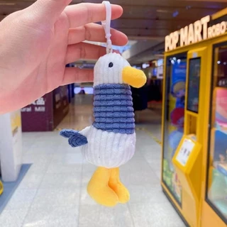 จี้พวงกุญแจของเล่นตุ๊กตา 1 ชิ้น พวงกุญแจเป็ดการ์ตูนน่ารัก ตุ๊กตาตุ๊กตาของขวัญสำหรับผู้หญิงตกแต่งกระเป๋าเป้สะพายหลัง