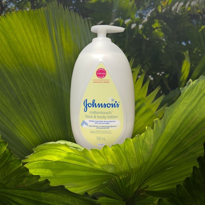 JohnsonCottonTouch Lotion 500ml. (แพ็คx2) อ่อนโยน กลิ่กอมละมุ่น บำรุงผิวหน้าและผิวกาย จอห์นสันคอตตอนทัช