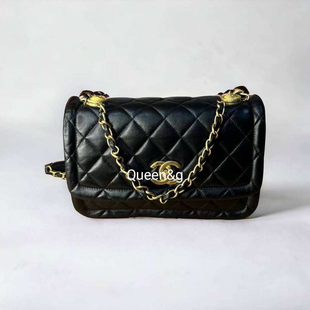 เหลือ 2 สี น่ารักมาก กระเป๋าชาแนล chanel หนังแท้ วินเทจ น่ารัก ครอสบอดี้ crossbody กระเป๋าสะพาย มือส