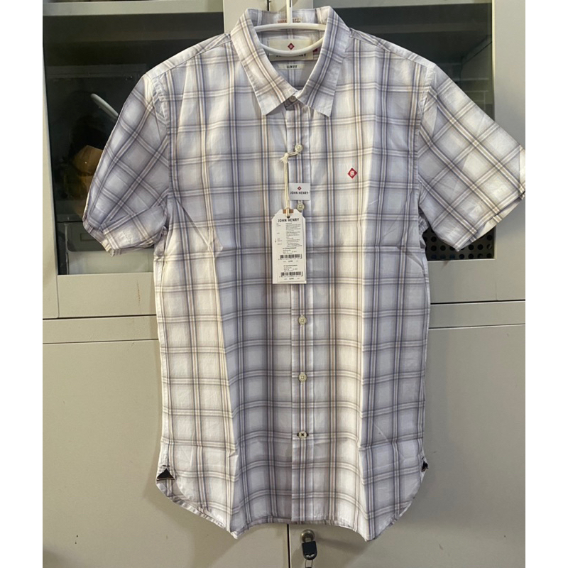 เสื้อเชิ้ตผู้ชายแขนสั้น Jonh Henry ของแท้100%จากShop ป้าย 1,690ลดเหลือ 398.-ไซด์ Sอก38,M อก40