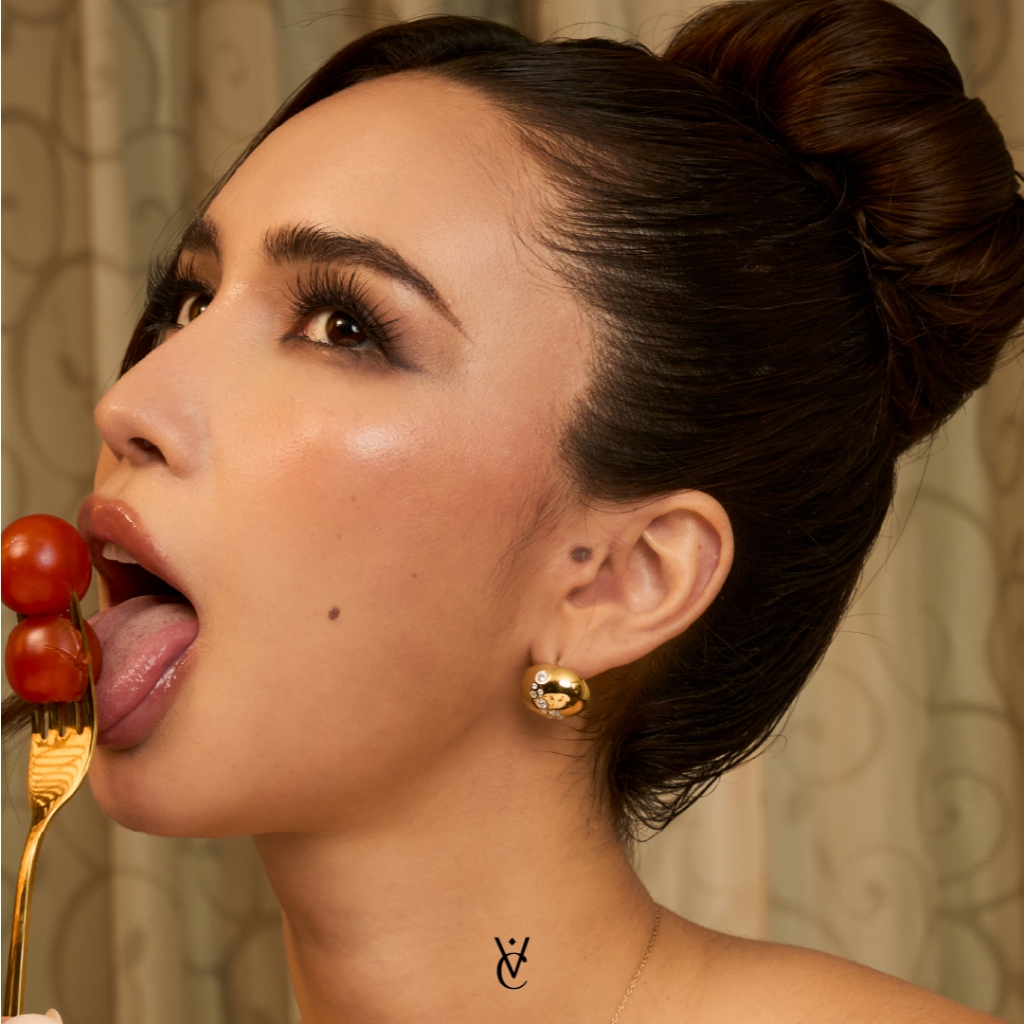 Valichain - Ball Breaker Ear Stud