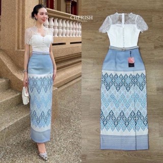 CHERISH Set ชุดไทยตัวเสื้อลูกไม้ซีทรูด้านบนพร้อมซับในเกาะอกด…