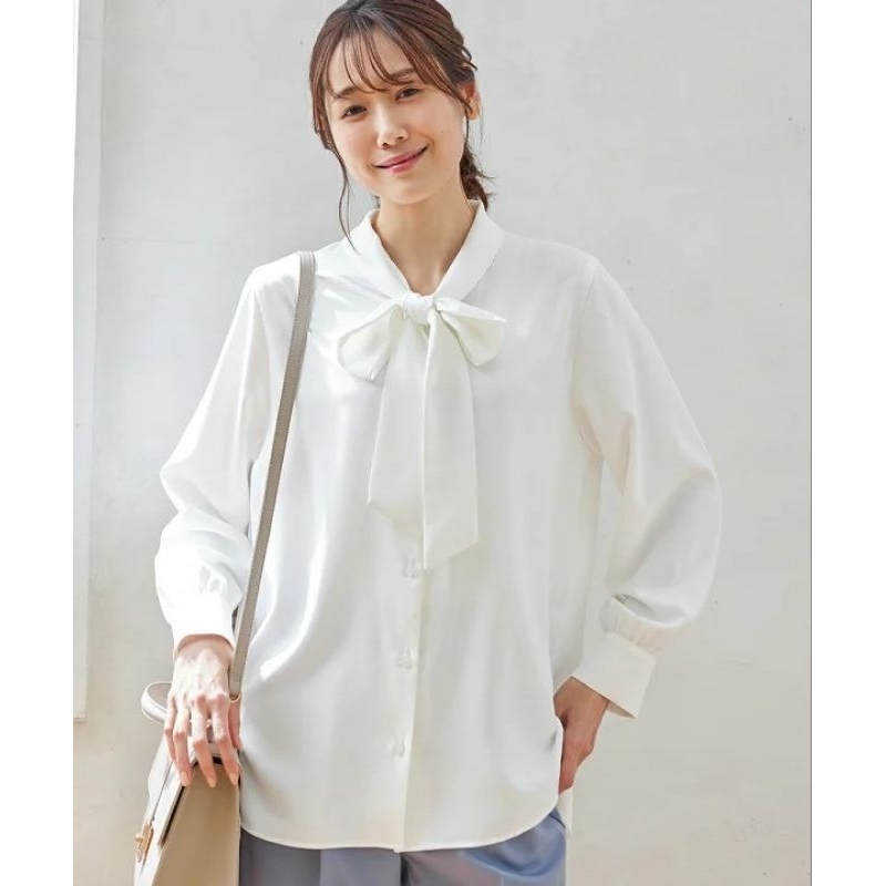 Glacier เสื้อเชิ้ตสีครีม