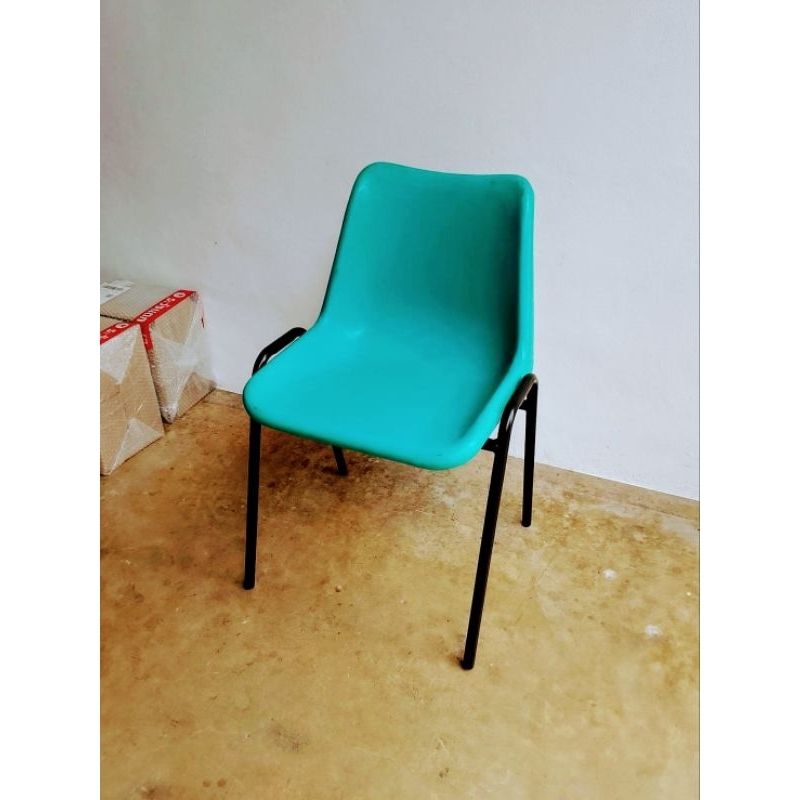 OK&MShop เก้าอี้จัดเลี้ยง เก้าอี้สัมนา รุ่น Banquet PolyChairโครงขาสีดำ-เบาะสีฟ้า