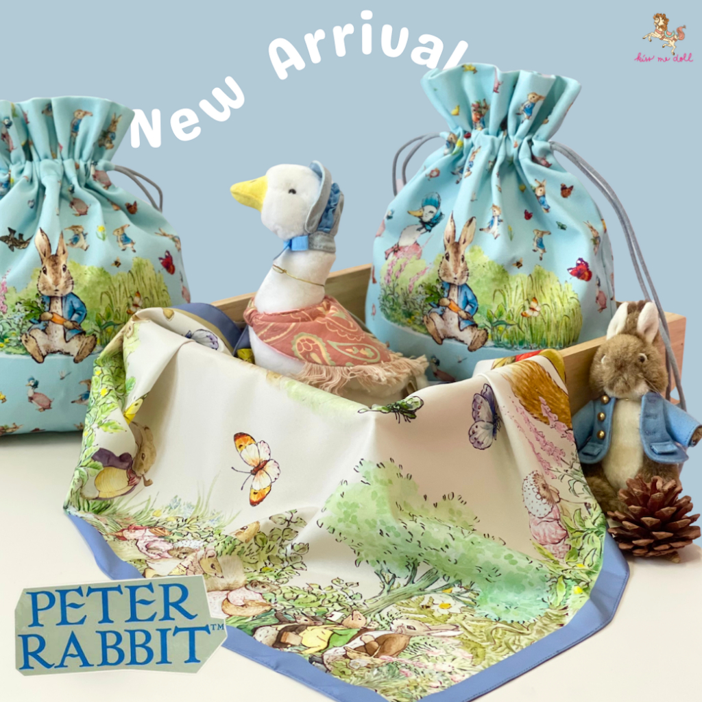 ผ้าพันคอ ผ้าคลุมไหล่ Kiss Me Doll Peter Rabbit ลาย Home town ขนาด 100*100 CM. (New Collection) - รูปที่ 4