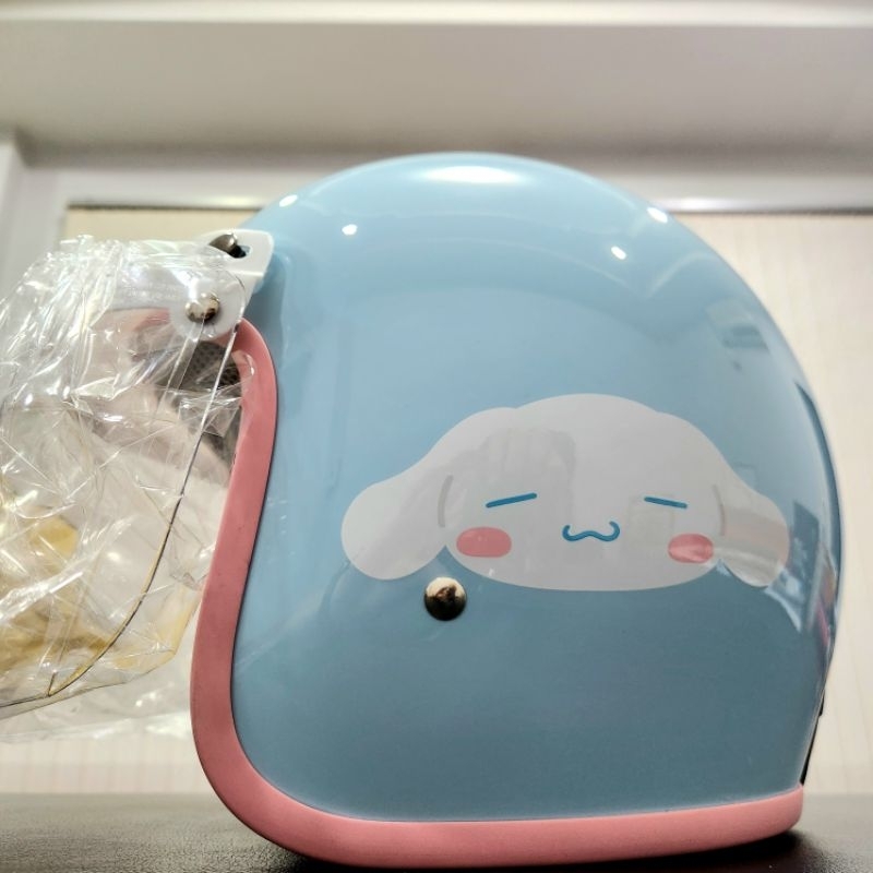 หมวกกันน็อค cinnamoroll แท้ H2C