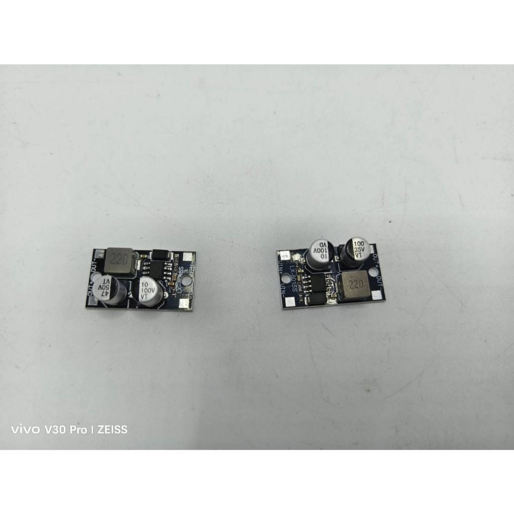 โมดูล DC-DC ลดแรงดันไฟอินพุต 5-60V เป็น 5V และ 12V เอาท์พุต อลูมิเนียม