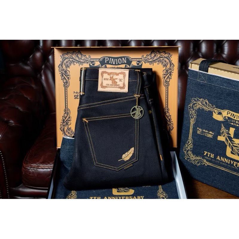 pinion Denim 25ozรุ่นเฟดทองครบรอบ7ปีมีทรงกะบอกเล็กและกะบอกตรง