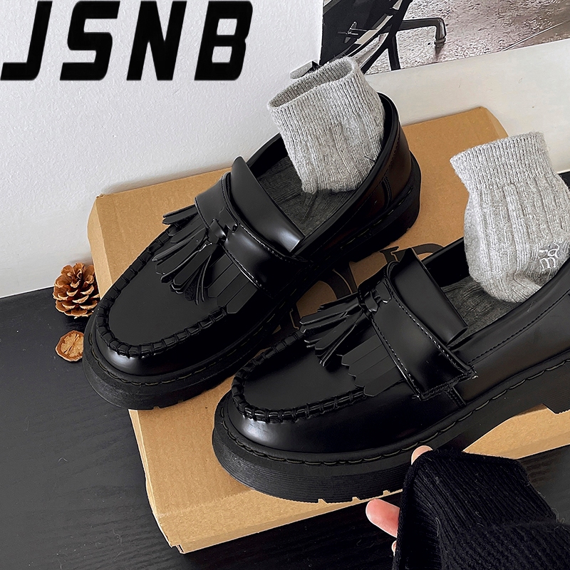 น่ารักสไตล์วินเทจ รองเท้าผ้าใบสตรี ทนทาน-กันลื่น รองเท้าผ้าใบสตรีสวย ดีไซน์คลาสสิคไม่ล้าสมัย