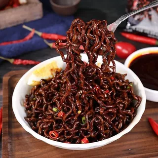 มาม่าจีนรสเด็ด 4 รสชาติ เผ็ด เผ็ดเส้นดำ เผ็ดชีสและจาจังมย็อน ไม่คละรสชาติ 1แพ็ค5ห่อ