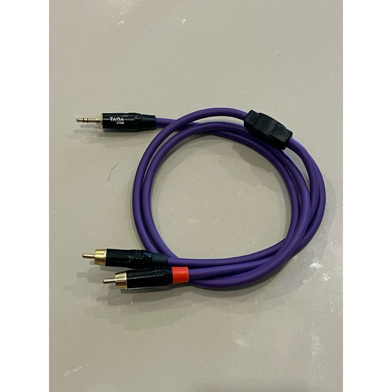 สายAux/3.5-RCA2สายชีลสเตอริโอยี่ห้อDynacom
