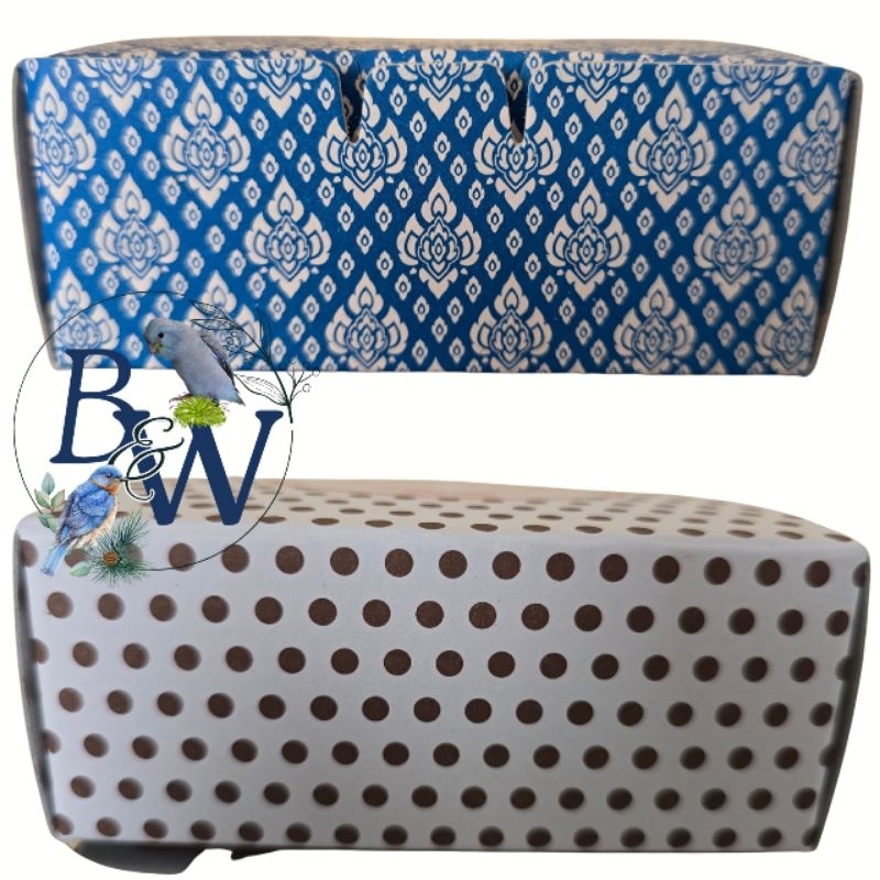 ของเล่น วงพลาสติกสีแดง กล่องสีฟ้า และแดง 100 ชิ้น/กล่อง ใช้งานได้ 800 ครั้ง