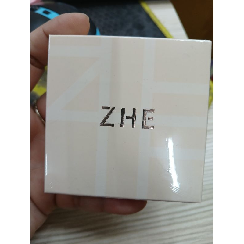 แป้ง ZHEแป้งชี  แป้งผสมรองพื้น