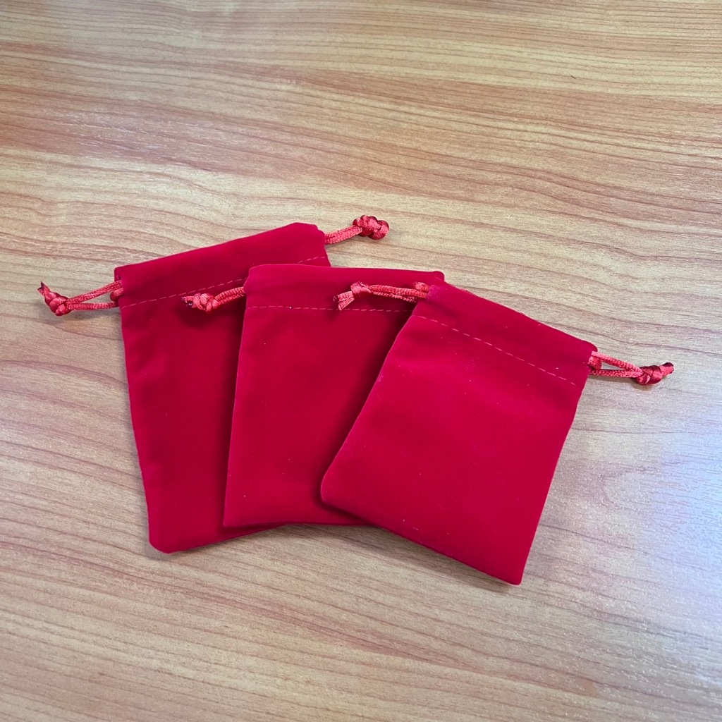 ถุงผ้ากำมะหยี่หูรูด ใส่เครื่องประดับ กระเป๋าผ้าเชือกรูดน่ารักๆ ใส่แหวน ของขวัญชำร่วย (ร้านส่งจากไทย) - รูปที่ 7