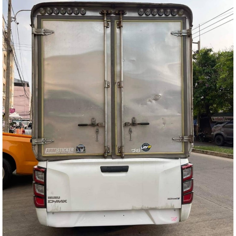 แผ่นปิดท้าย อีซูซุ 2020-2026 ตัวเตี้ย แผ่นปิดท้ายisuzu แบบมีรูน็อตและปิดรูน็อต พร้อมน็อตเลสติดตั้ง ราคา ถูกที่สุด ดีลบีเคเค แกลเลอรีภาพที่ 6
