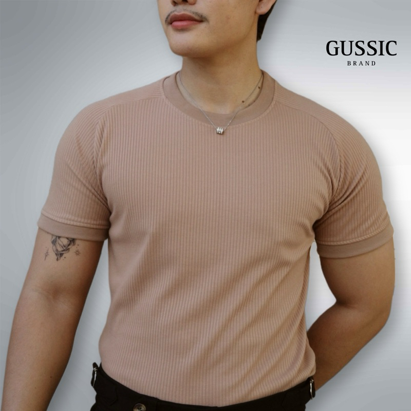 Gussic เสื้อยืดทรงรัดกล้าม ผ้าร่องพรีเมี่ยม เนื้อผ้าคอตตอนนุ่มมีน้ำหนัก สำหรับคุณผู้ชาย men clothing ส่งจากไทยพร้อมส่ง