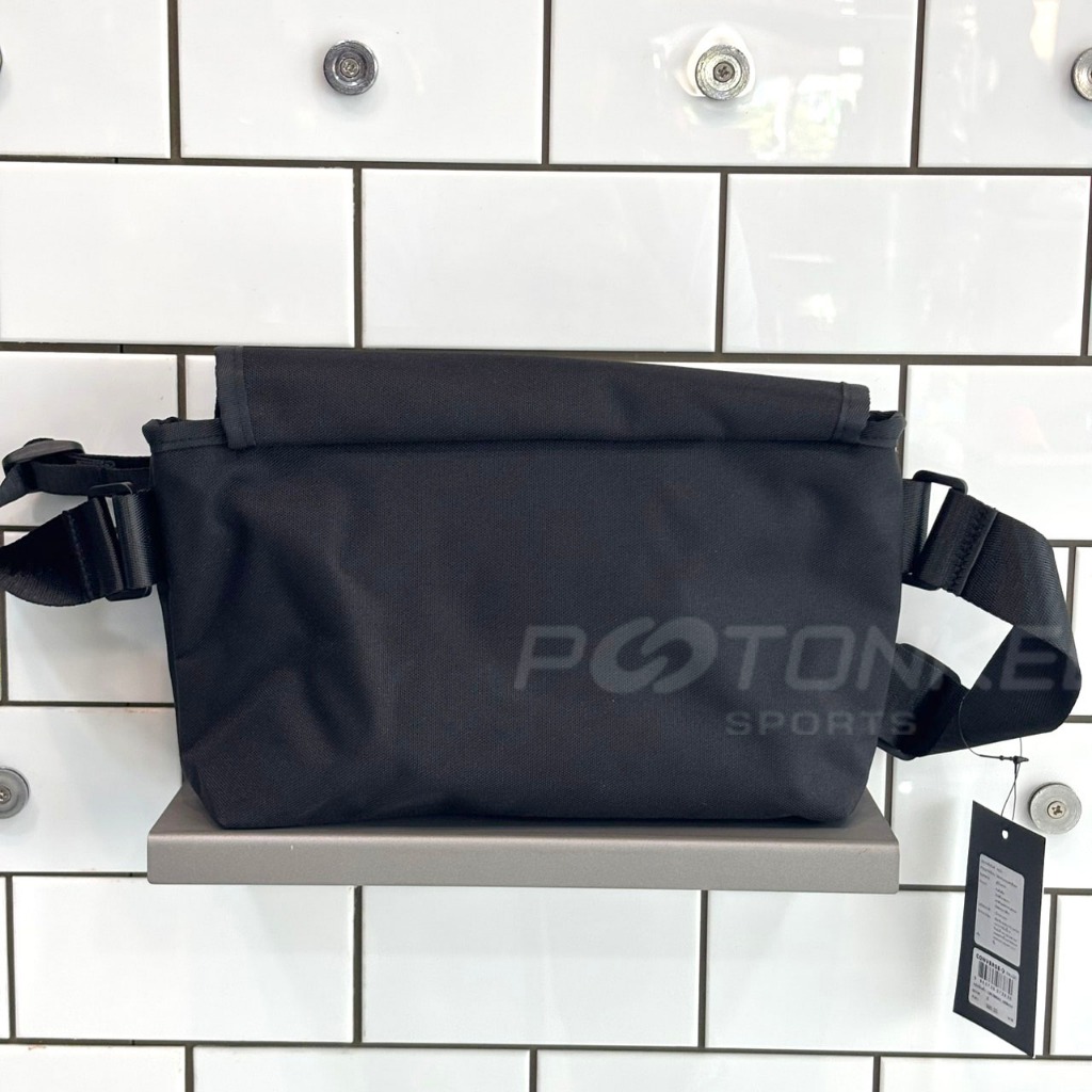 CONVERSE IS MORE POET THAN WAIST BAG กระเป๋าสะพาย คาดอก เอว อเนกประสงค์