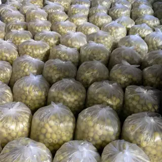 พุทราแช่อิ่ม ไร้เม็ด สวนธนภัทร ขนาด 250 กรัม แถมพริกเกลือ