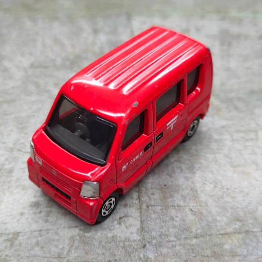 Tomica โมเดลรถเหล็กโทมิก้า  SUZUKI EVERY JP POST S = 1/57
