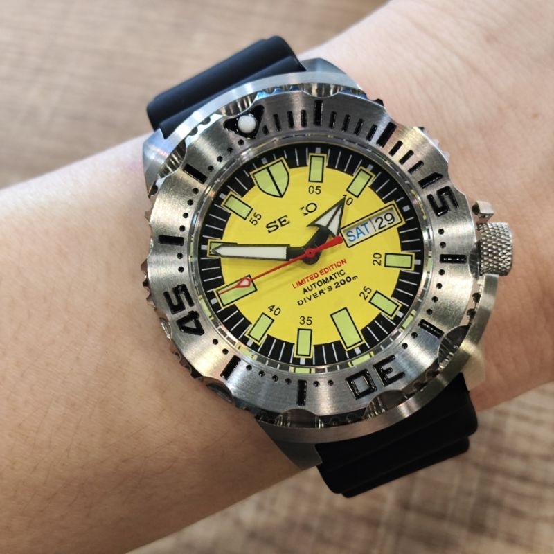 Seiko Modify Yellow Monster Style Automatic