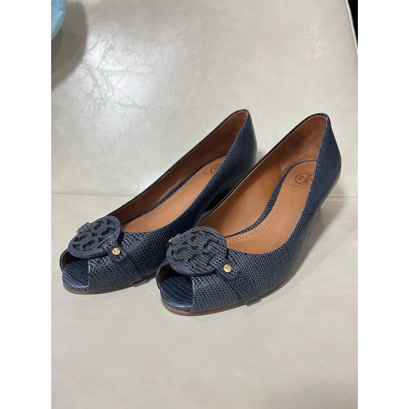 ส่งต่อ รองเท้า tory burch แท้
