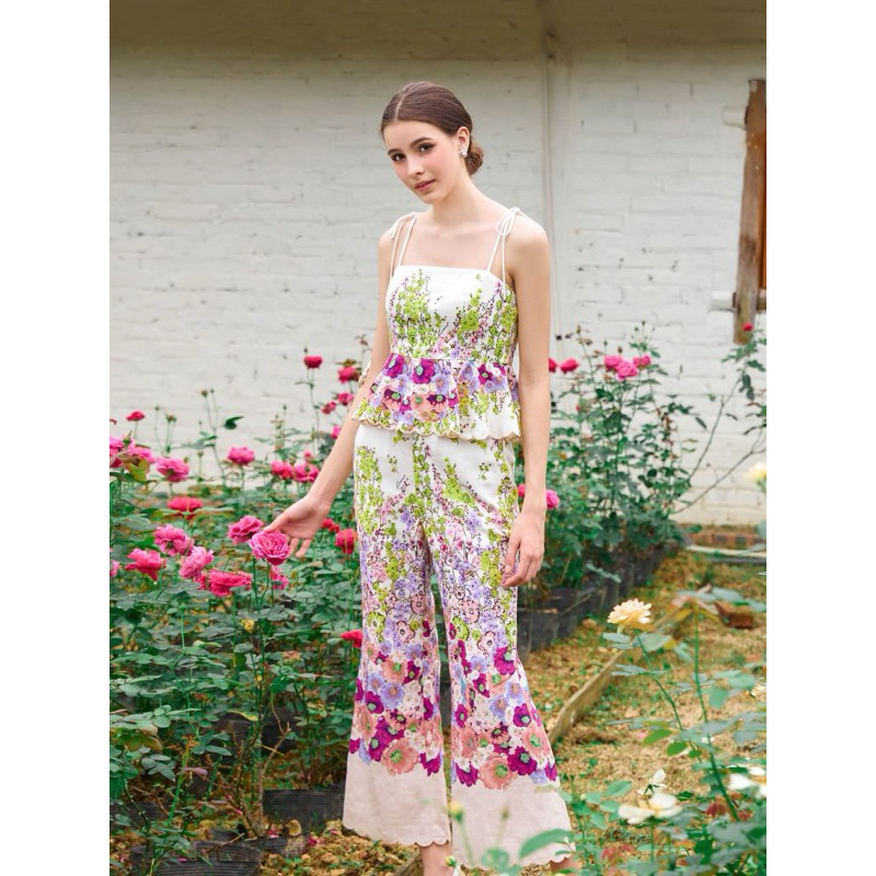 ชุดเซต(Set)เซท 2ชิ้น สายเดี่ยวลายดอกกราฟฟิสิกส์🌸🌺ป้ายWidelia @Real🌺🌸มือสอง🌺🌸