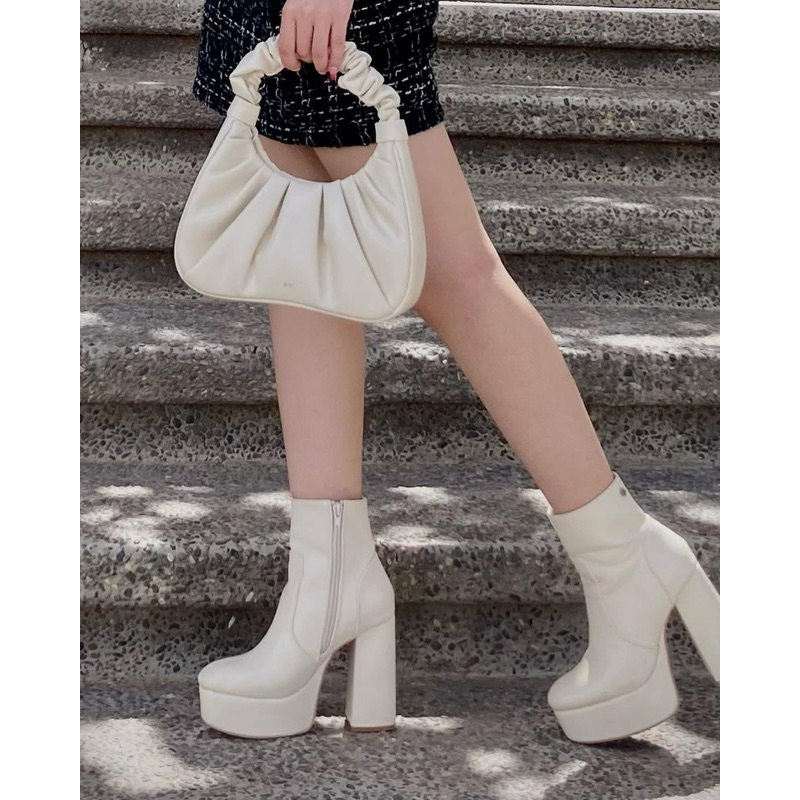 JW PEI มือสอง สภาพดีมากค่ะ