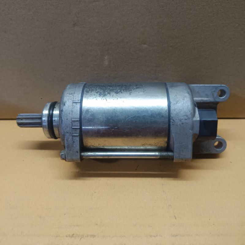 ไดสตาร์ท HONDA Forza350 รหัส 31200-K1B-T01 เดิมเเท้ มือสอง