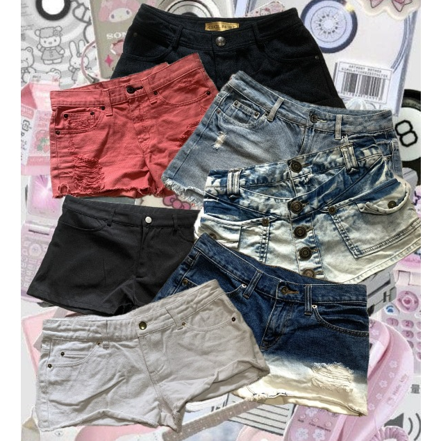 กางเกงขาสั้นเอวต่ำ y2k